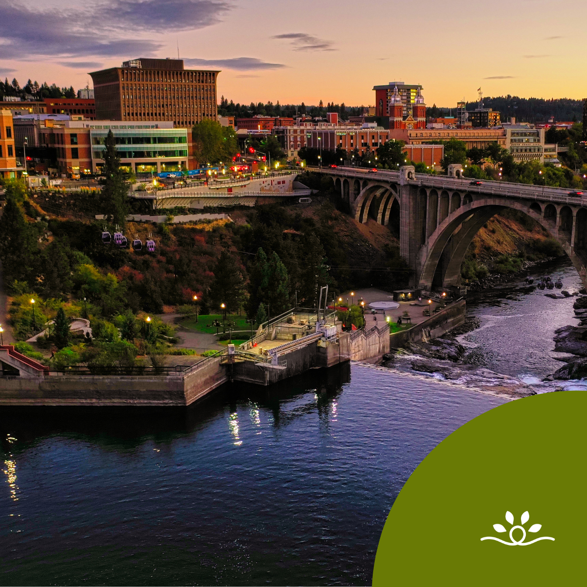 Spokane lower falls city scape view